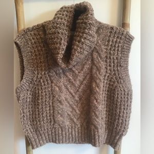 Gentle Fawn sweater vest. Size medium